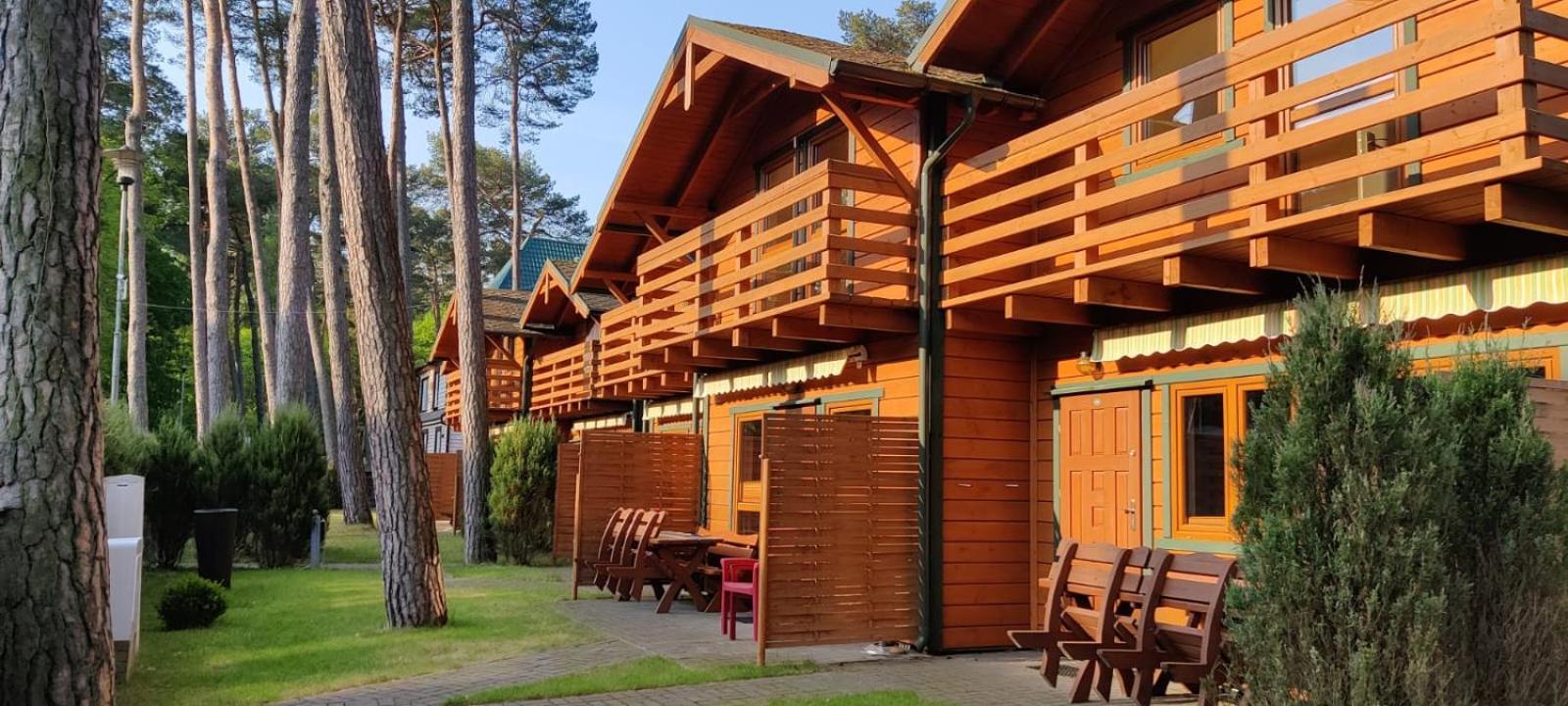Natura Park Ustronie Morskie - Domki, Apartamenty Buitenkant foto